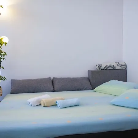 Super Neda Apartment Makarska